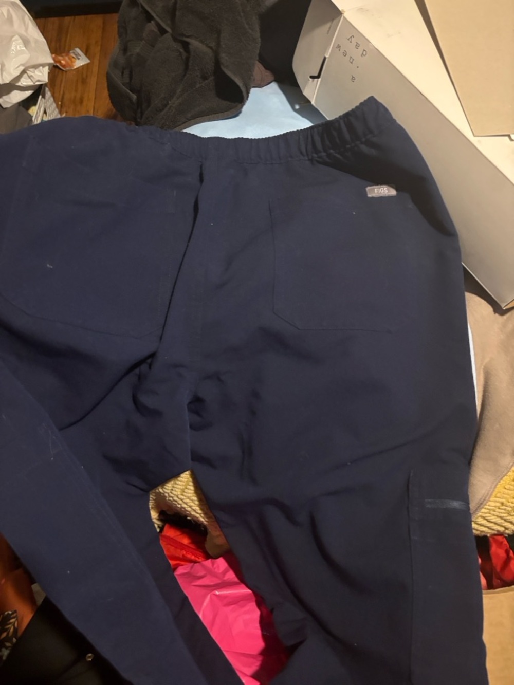FIGS Navy Cargo Scrub Pants
